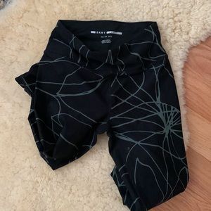 DKNY xs Leggings